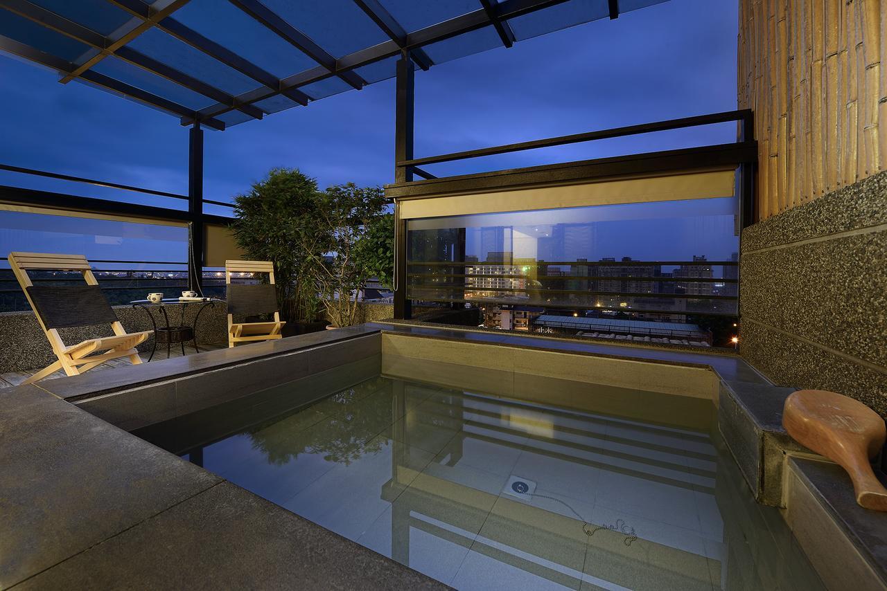 Bed and Breakfast 松語墅溫泉居 Pine Hot Spring Jiaoxi Exterior foto
